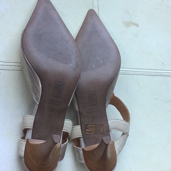 Shoes - Picture 9 of 14